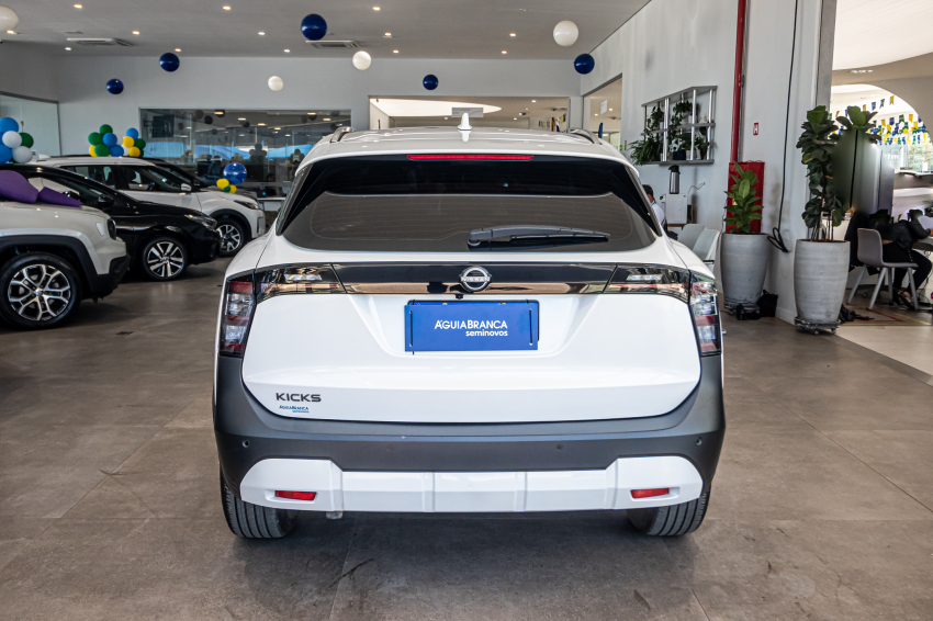 Nissan KICKS 1.0 TURBO FLEX ADVANCE DCT 8