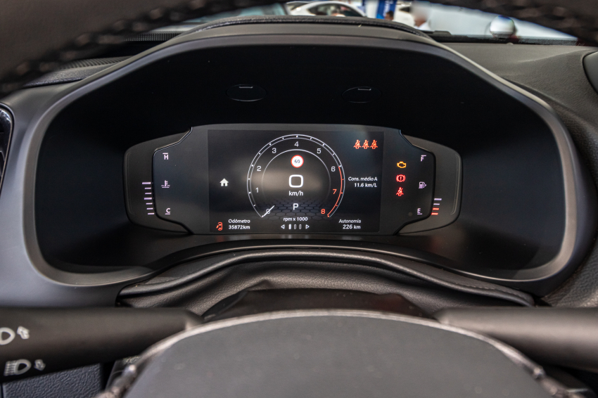 JEEP RENEGADE 1.3 T270 TURBO FLEX LONGITUDE AT6 12