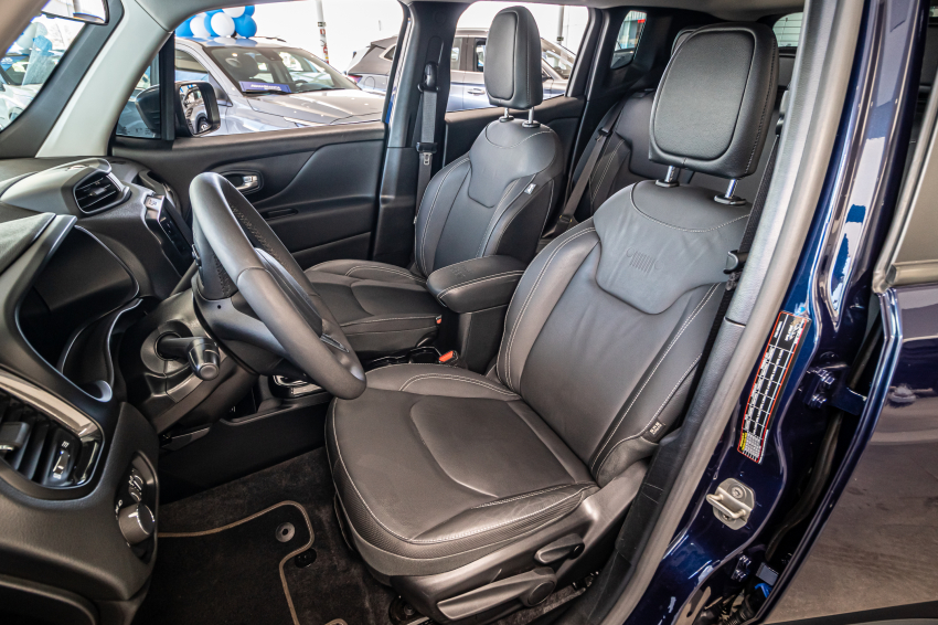 JEEP RENEGADE 1.3 T270 TURBO FLEX LONGITUDE AT6 18