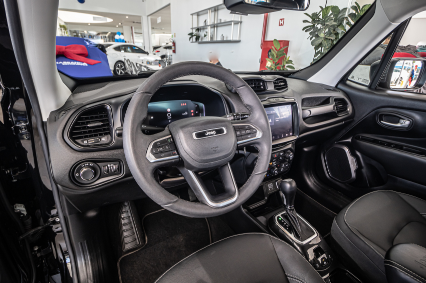 JEEP RENEGADE 1.3 T270 TURBO FLEX LONGITUDE AT6 14