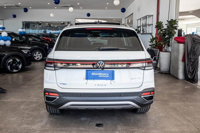Volkswagen TAOS 1.4 250 TSI TOTAL FLEX HIGHLINE AUTOMÁTICO 8