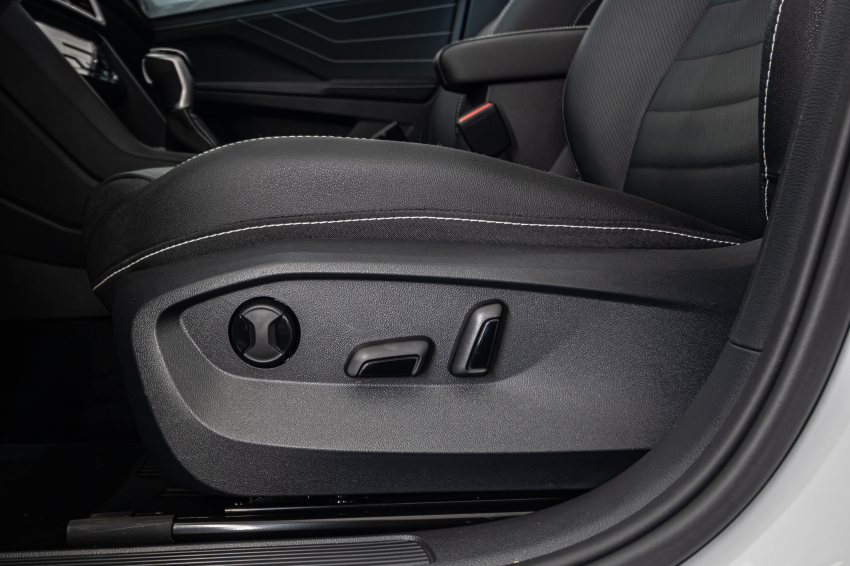 Volkswagen TAOS 1.4 250 TSI TOTAL FLEX HIGHLINE AUTOMÁTICO 21
