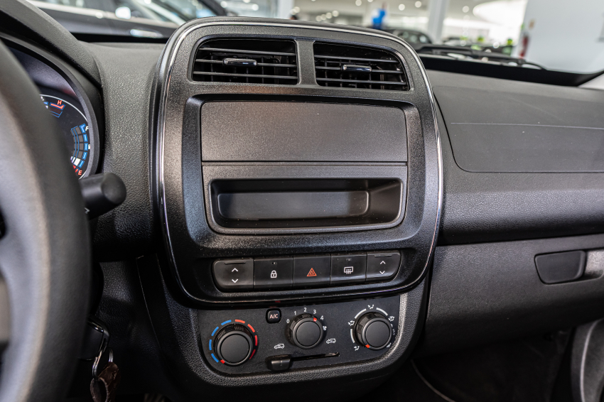 Renault KWID 1.0 12V SCE FLEX ZEN MANUAL 16