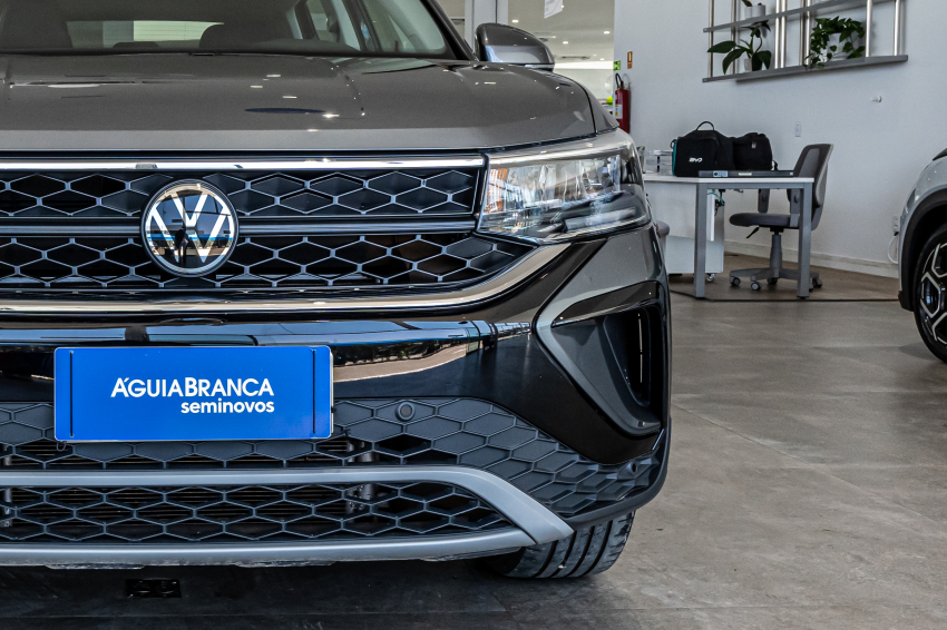 Volkswagen TAOS 1.4 250 TSI TOTAL FLEX COMFORTLINE AUTOMÁTICO 4