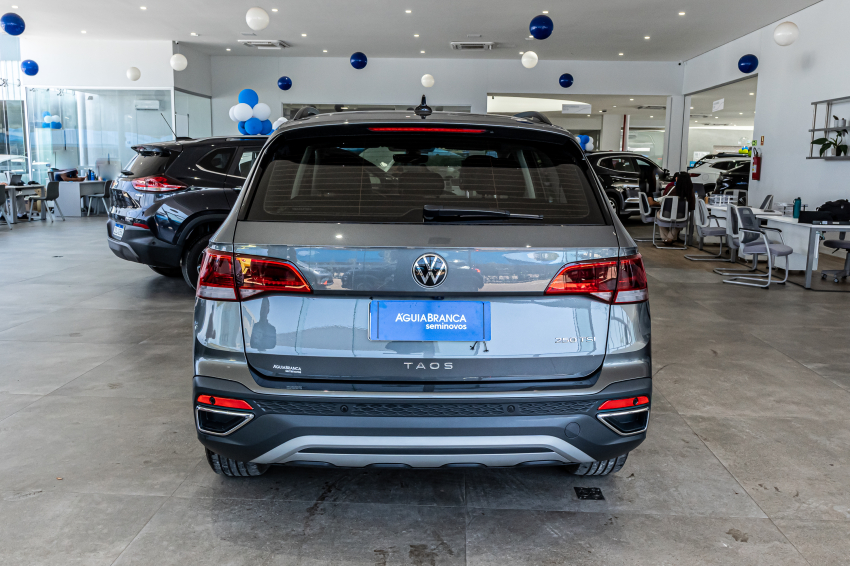 Volkswagen TAOS 1.4 250 TSI TOTAL FLEX COMFORTLINE AUTOMÁTICO 8