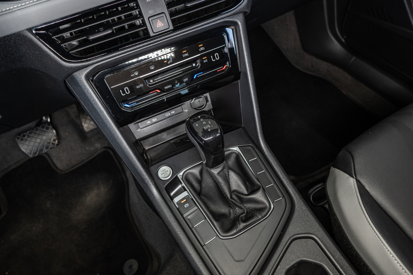 Volkswagen TAOS 1.4 250 TSI TOTAL FLEX COMFORTLINE AUTOMÁTICO 17
