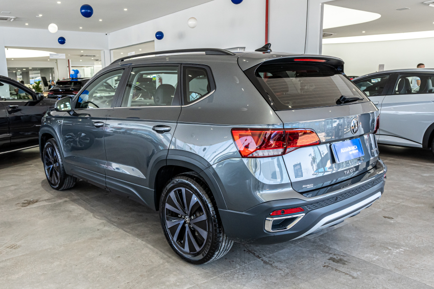 Volkswagen TAOS 1.4 250 TSI TOTAL FLEX COMFORTLINE AUTOMÁTICO 7