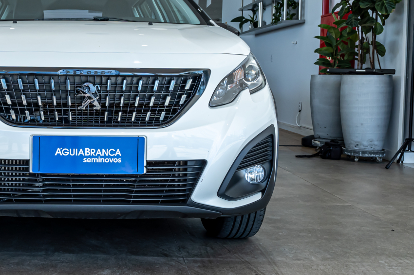 Peugeot 2008 1.6 16V THP FLEX STYLE 4P AUTOMÁTICO 4