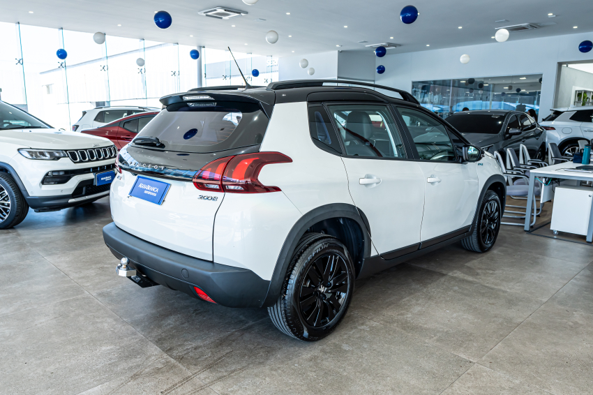 Peugeot 2008 1.6 16V THP FLEX STYLE 4P AUTOMÁTICO 10