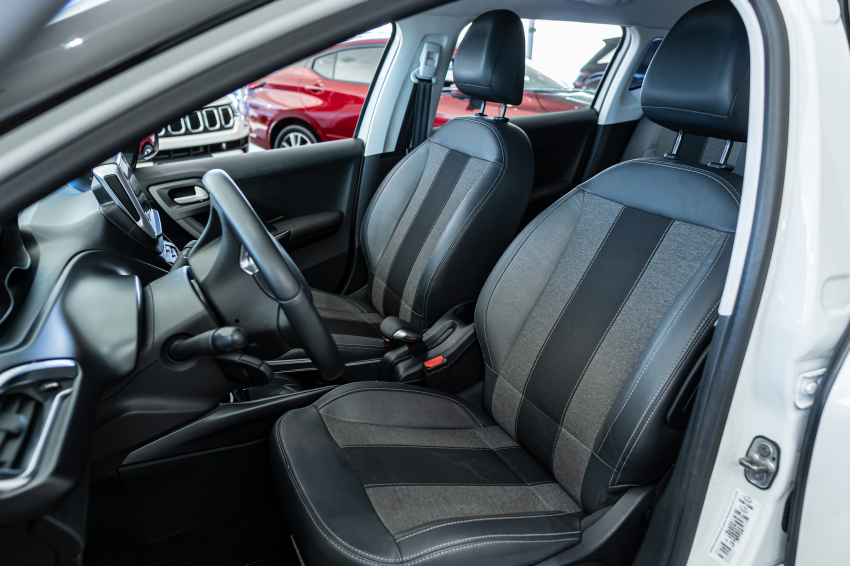 Peugeot 2008 1.6 16V THP FLEX STYLE 4P AUTOMÁTICO 19