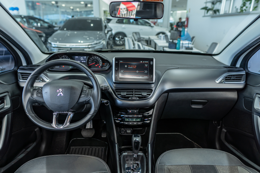 Peugeot 2008 1.6 16V THP FLEX STYLE 4P AUTOMÁTICO 14