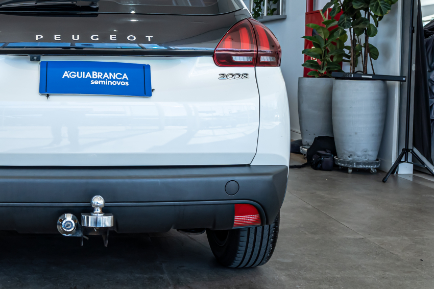 Peugeot 2008 1.6 16V THP FLEX STYLE 4P AUTOMÁTICO 9