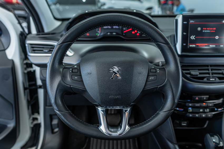 Peugeot 2008 1.6 16V THP FLEX STYLE 4P AUTOMÁTICO 15