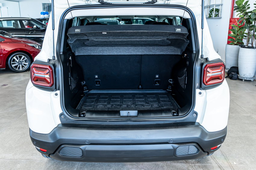 JEEP RENEGADE 1.3 T270 TURBO FLEX LONGITUDE AT6 11