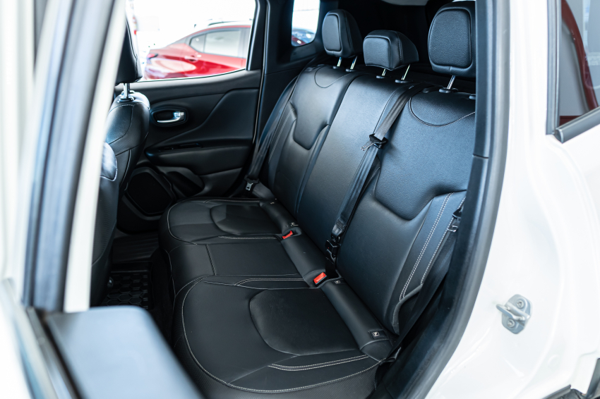 JEEP RENEGADE 1.3 T270 TURBO FLEX LONGITUDE AT6 20