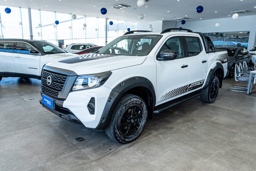 Nissan FRONTIER 2.3 16V TURBO DIESEL ATTACK CD 4X4 AUTOMÁTICO