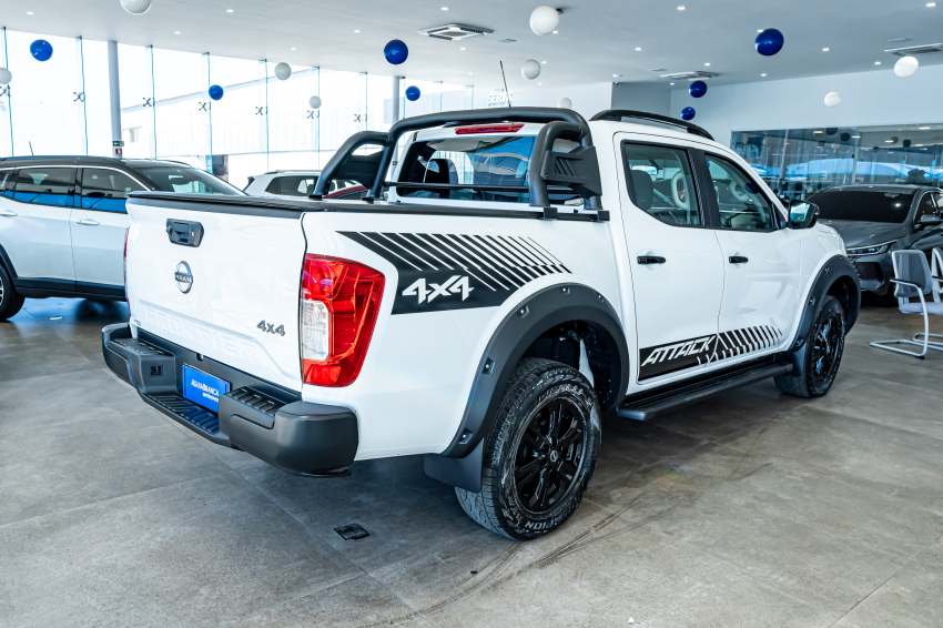 Nissan FRONTIER 2.3 16V TURBO DIESEL ATTACK CD 4X4 AUTOMÁTICO 10
