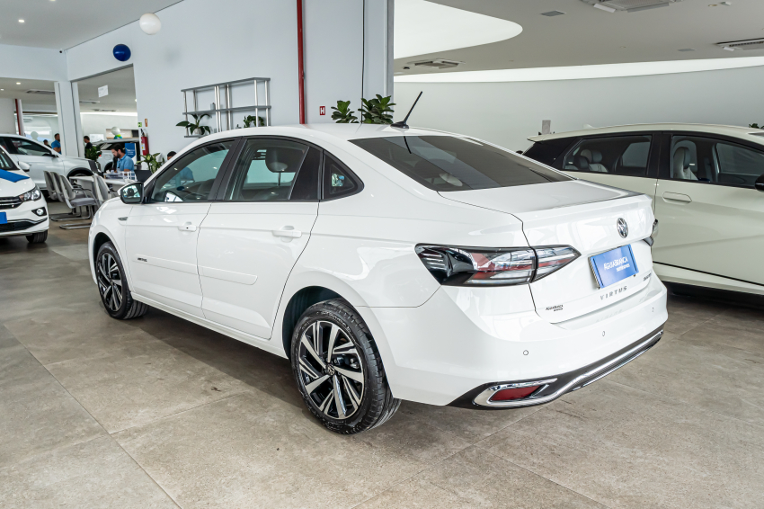 Volkswagen VIRTUS 1.0 200 TSI HIGHLINE AUTOMÁTICO 7
