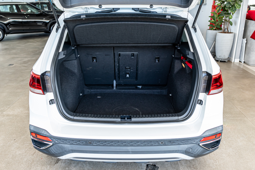 Volkswagen TAOS 1.4 250 TSI TOTAL FLEX COMFORTLINE AUTOMÁTICO 11