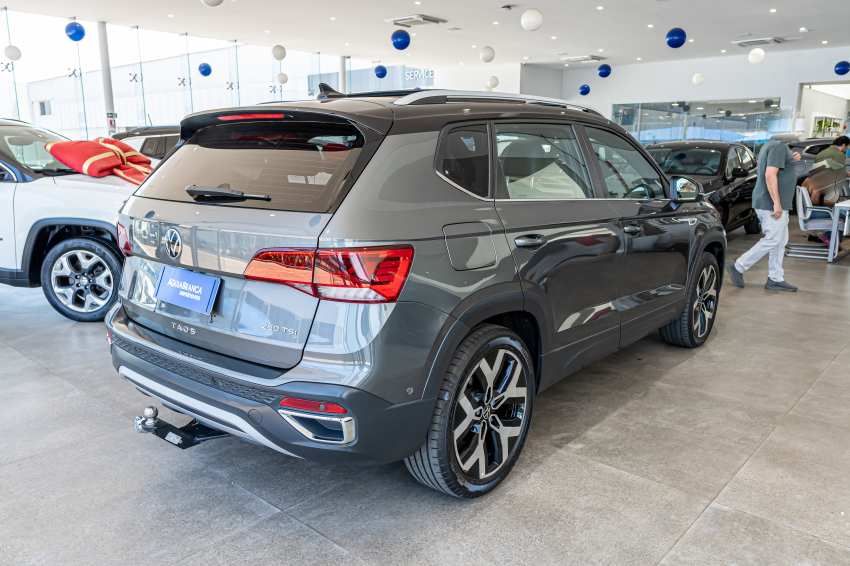 Volkswagen TAOS 1.4 250 TSI TOTAL FLEX HIGHLINE AUTOMÁTICO 10