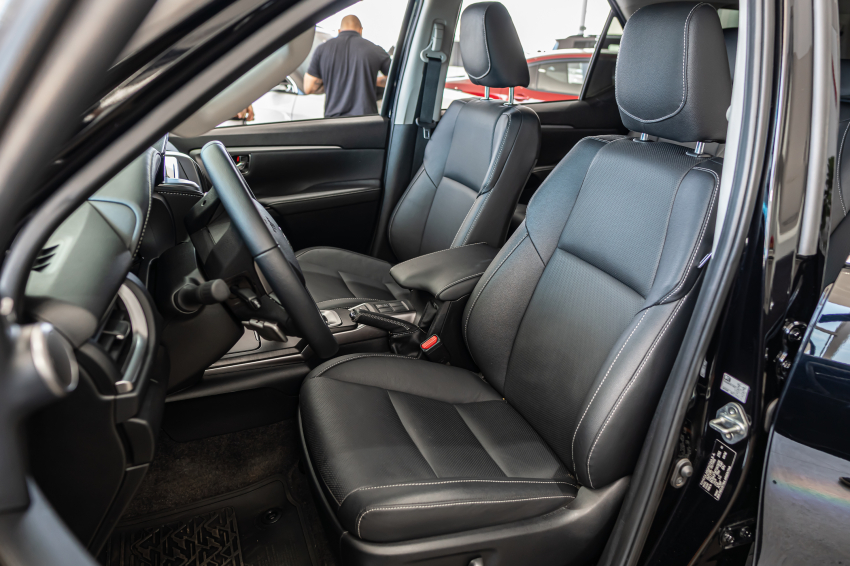 Toyota HILUX SW4 2.8 D-4D TURBO DIESEL SRX PLATINUM 7L 4X4 AUTOMÁTICO 21