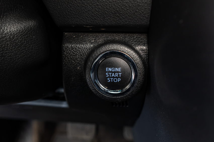 Toyota HILUX SW4 2.8 D-4D TURBO DIESEL SRX PLATINUM 7L 4X4 AUTOMÁTICO 17