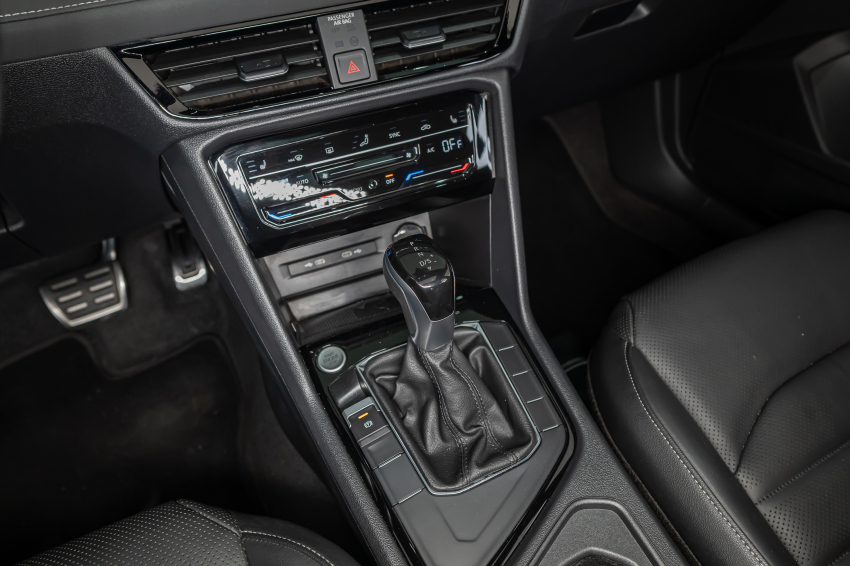 Volkswagen TAOS 1.4 250 TSI TOTAL FLEX HIGHLINE AUTOMÁTICO 17