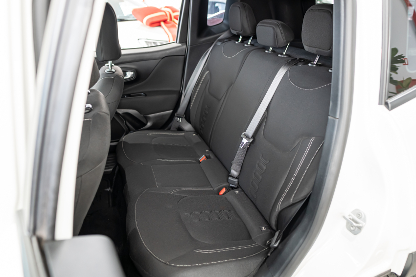 JEEP RENEGADE 1.3 T270 TURBO FLEX ALTITUDE AT6 20