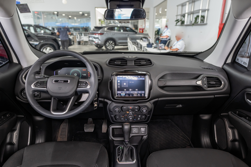 JEEP RENEGADE 1.3 T270 TURBO FLEX ALTITUDE AT6 14