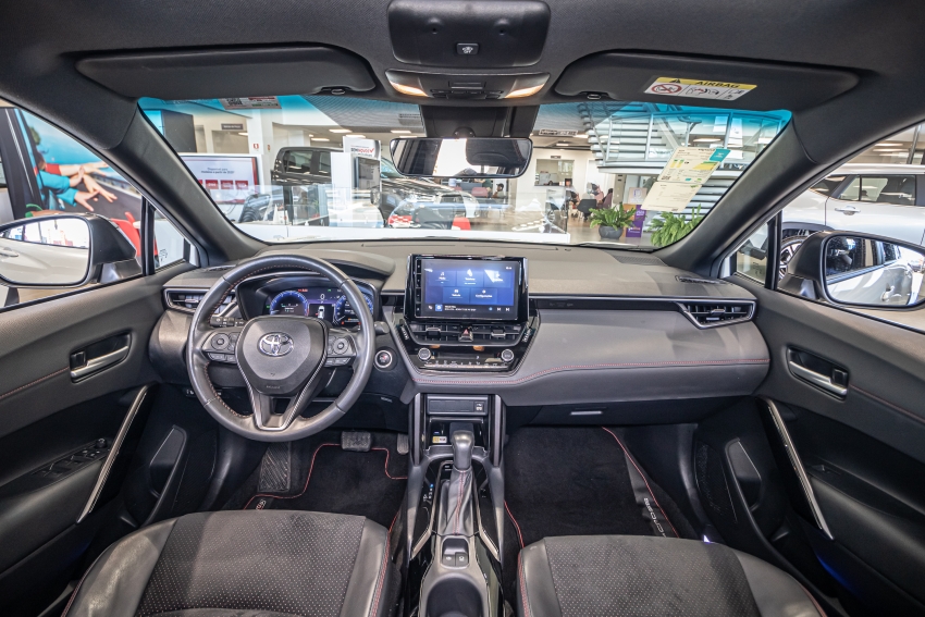 Toyota COROLLA CROSS 2.0 VVT-IE FLEX GR-SPORT DIRECT SHIFT 13