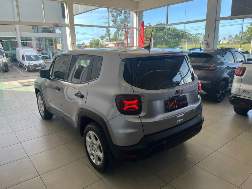 renegade sport 1.3 turbo at 24/24 flex prata