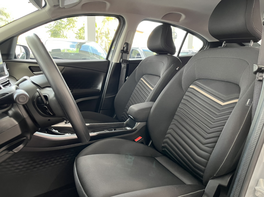 fastback drive 1.0 t200 at 23/24 flex cinza