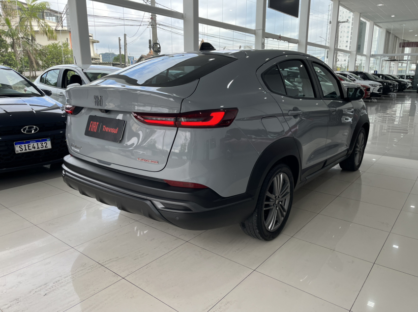 fastback drive 1.0 t200 at 23/24 flex cinza