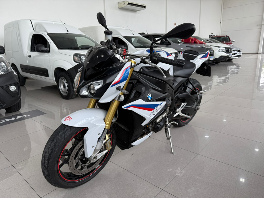 bmw s 1000 r gasolina manual 2018 bmw s 1000 r gasolina manual 2018