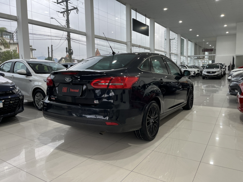 focus se 2.0 at 16/17 flex preto