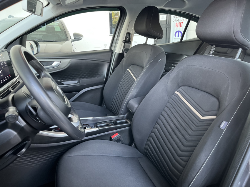 fiat fastback 1.0 turbo 200 flex cvt 4p automatico 2024