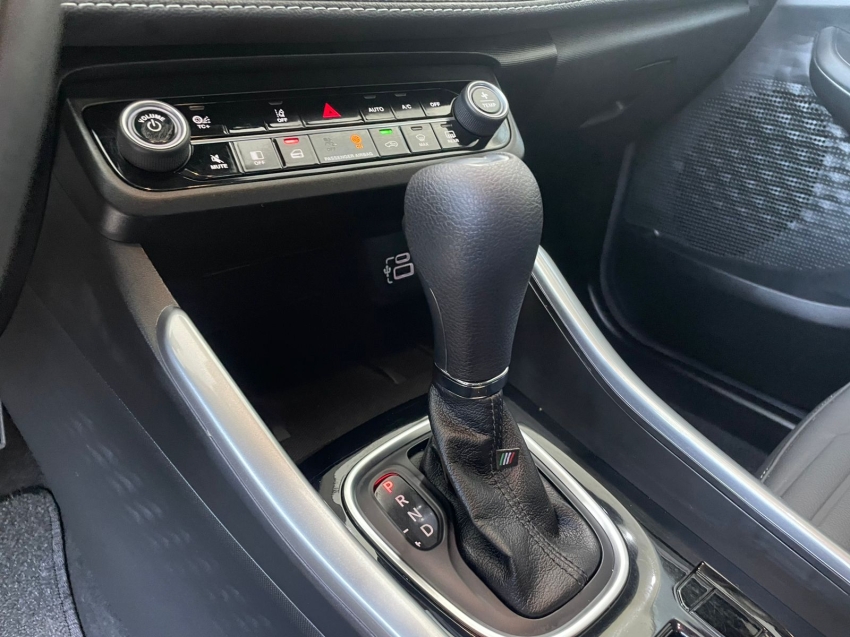 fiat fastback 1.0 turbo 200 flex audace cvt 4p automatico 2025
