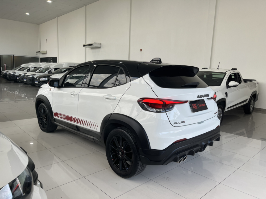 pulse abarth 1.3 23/23 at flex branco