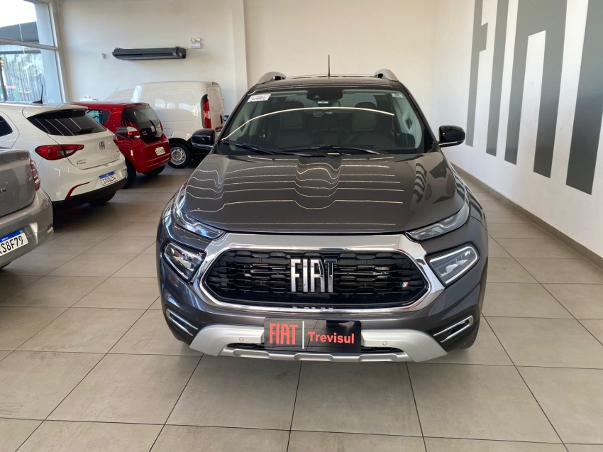 fiat  toro 2.0 16v turbo diesel volcano 4wd at9 2024/2025