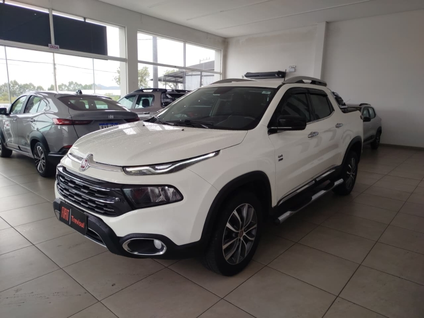 fiat toro 2.0 16v turbo diesel volcano 4wd at9 4p automatico 2021 fiat toro 2.0 16v turbo diesel volcano 4wd at9 4p automatico 2021