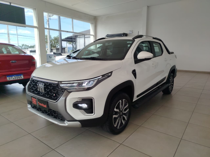 fiat strada 1.0 turbo 200 flex ranch cd cvt 4p automatico 2025