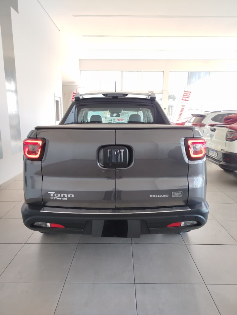 fiat toro 2.0 16v turbo diesel volcano 4wd at9 4p automatico 20244