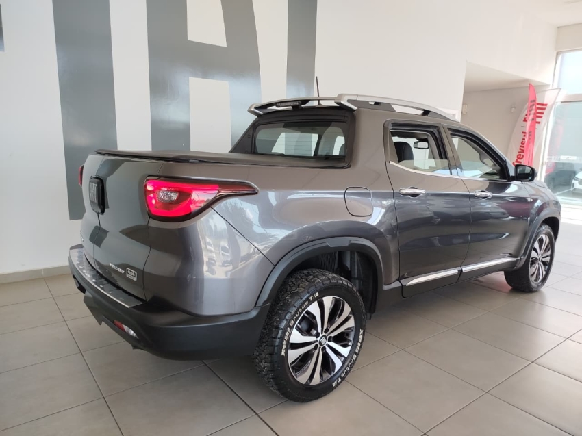 fiat toro 2.0 16v turbo diesel volcano 4wd at9 4p automatico 20245