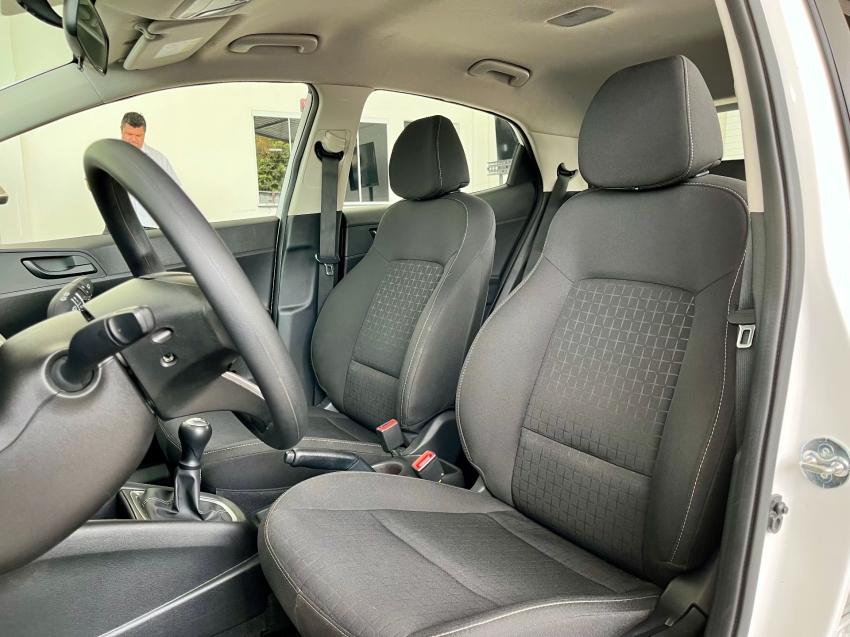 hb20 confort 1.0 24/25 flex branco9