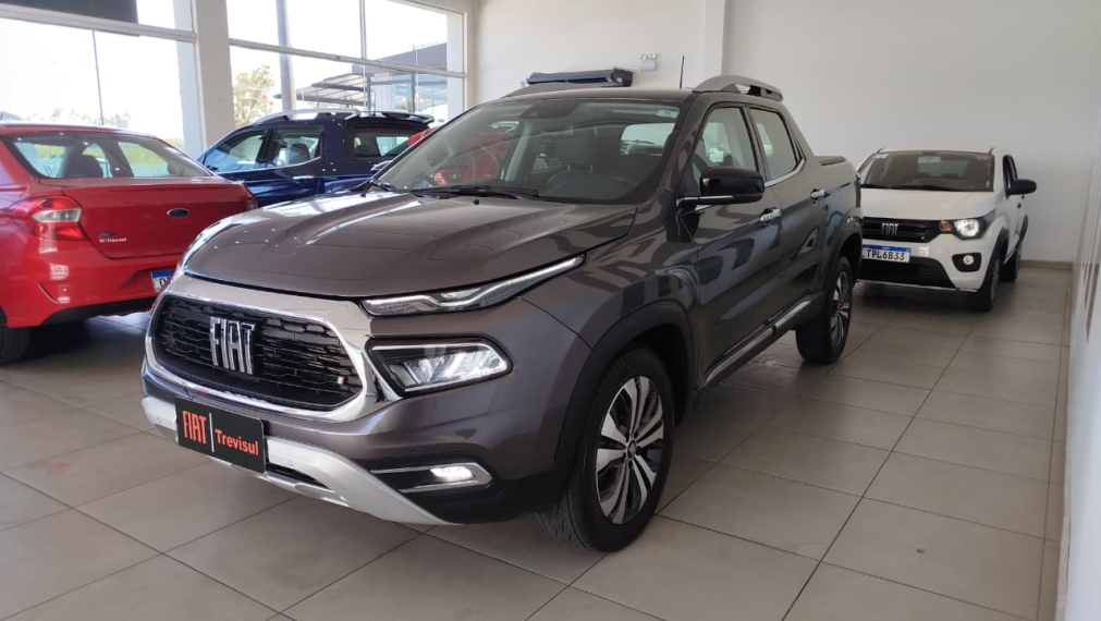 fiat toro 2.0 16v turbo diesel volcano 4wd at9 4p automatico 2025