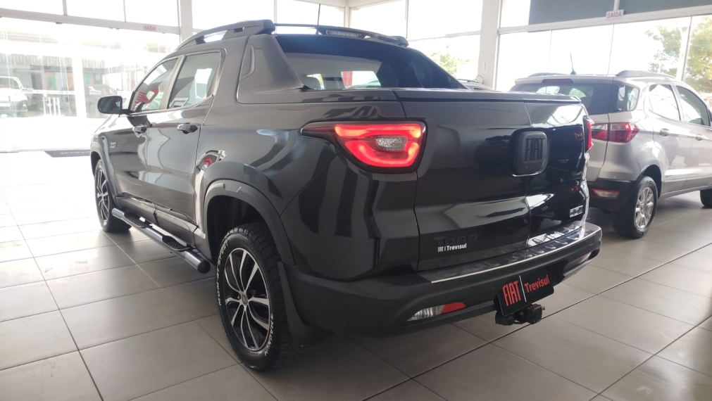 fiat toro 2.0 16v turbo diesel ultra 4wd at9 4p automatico 20203