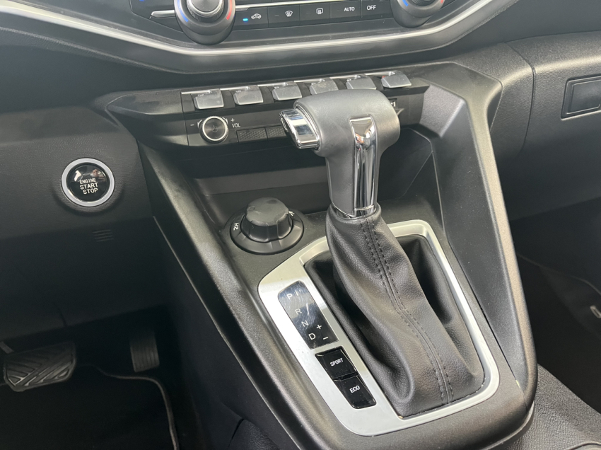 titano ranch 2.2 at 4x4 dissel preto25