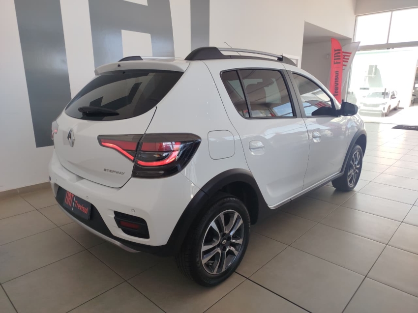 renault stepway 1.6 16v sce flex iconic x-tronic 1.0 4p automatico 20245