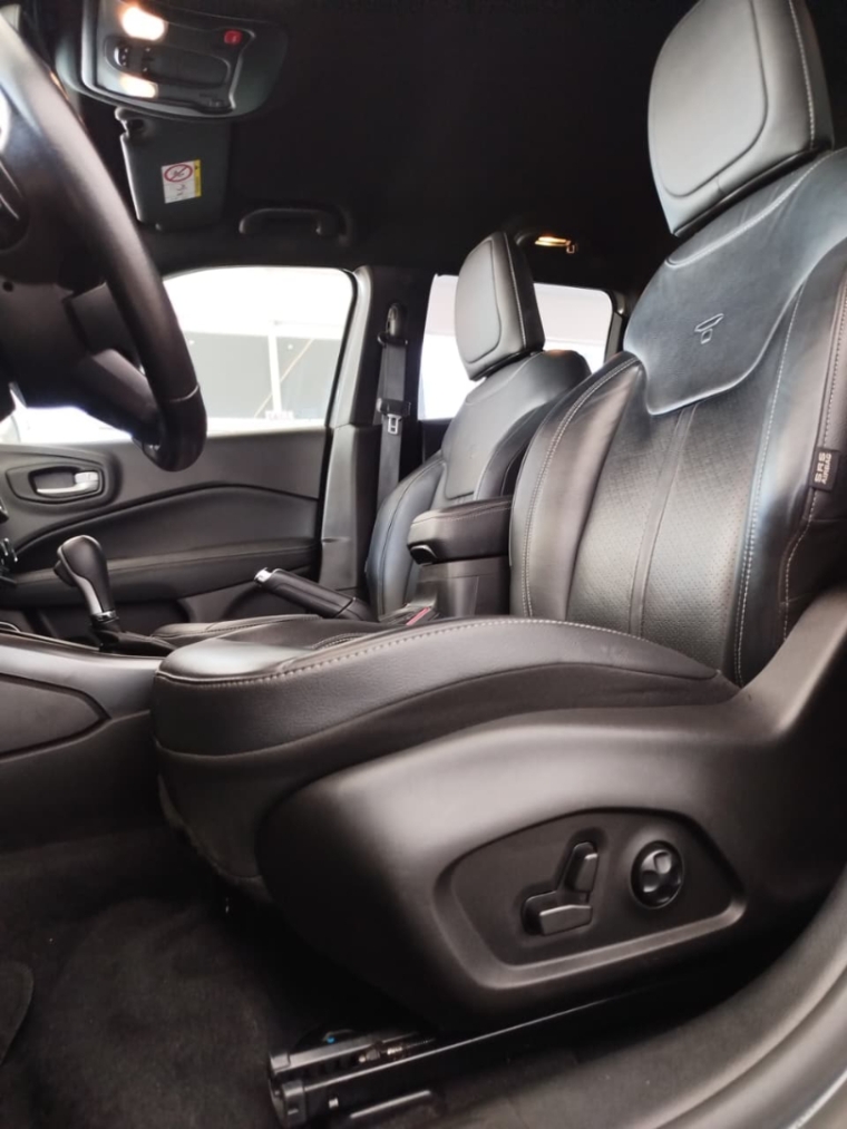 fiat toro 1.3 turbo 270 flex volcano at6 4p automatico 20239