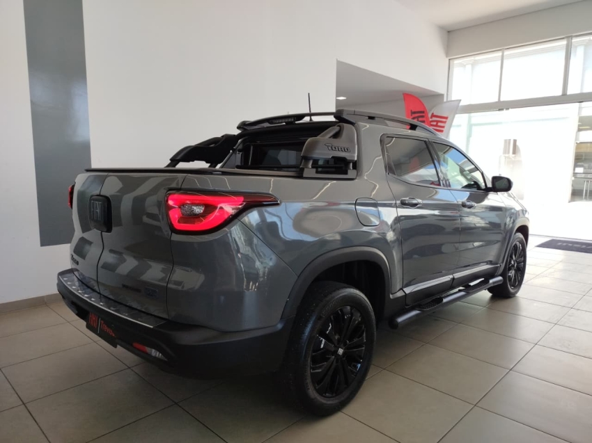 fiat toro 1.3 turbo 270 flex volcano at6 4p automatico 20234